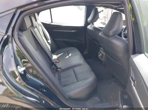 4T1DBADKXSU501997 2025 TOYOTA CAMRY - Image 8