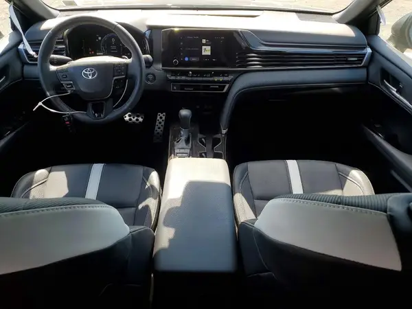 4T1DBADKXSU505399 2025 TOYOTA CAMRY - Image 8