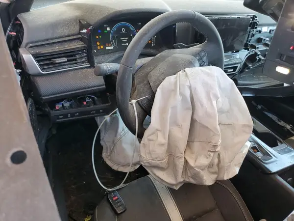 4T1DBADKXSU507637 2025 TOYOTA CAMRY - Image 8