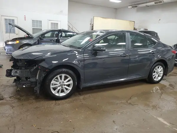 4T1DBADKXSU521487 2025 TOYOTA CAMRY - Image 1