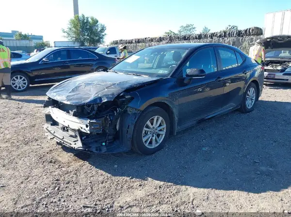 4T1DBADKXSU522221 2025 TOYOTA CAMRY - Image 2