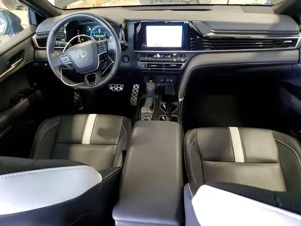 4T1DBADKXSU529993 2025 TOYOTA CAMRY - Image 8