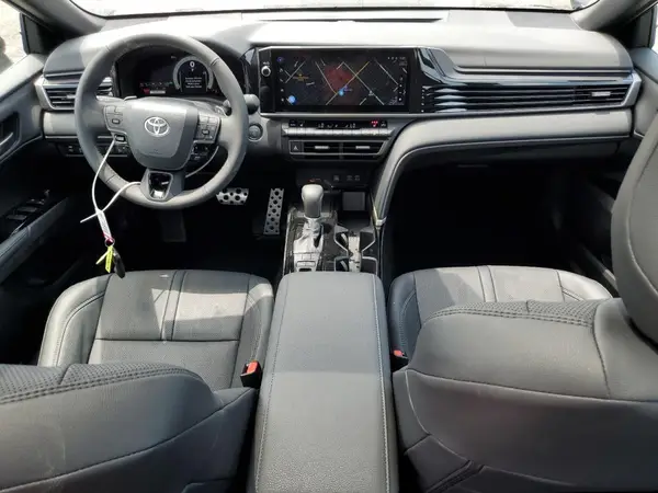 4T1DBADKXSU536250 2025 TOYOTA CAMRY - Image 8