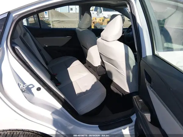 4T1DBADKXTU039992 2026 TOYOTA CAMRY - Image 8