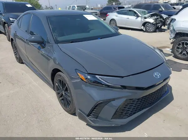 4T1DBADKXTU046750 2026 TOYOTA CAMRY - Image 1