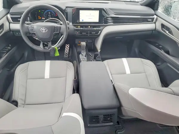 4T1DBADKXTU543412 2026 TOYOTA CAMRY - Image 8