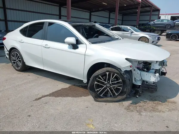4T1DBADKXTU555480 2026 TOYOTA CAMRY - Image 1