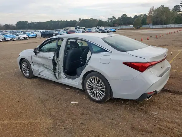 4T1DZ1FB3NU083425 2022 TOYOTA AVALON - Image 2