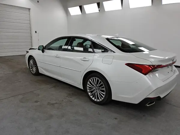 4T1DZ1FB6NU086058 2022 TOYOTA AVALON - Image 2