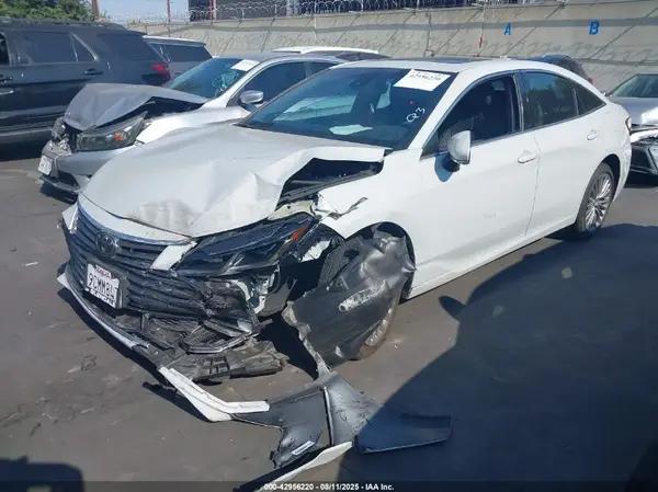 4T1DZ1FB8NU085252 2022 TOYOTA AVALON - Image 2