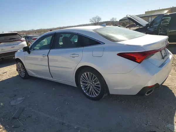 4T1DZ1FB9NU077693 2022 TOYOTA AVALON - Image 2