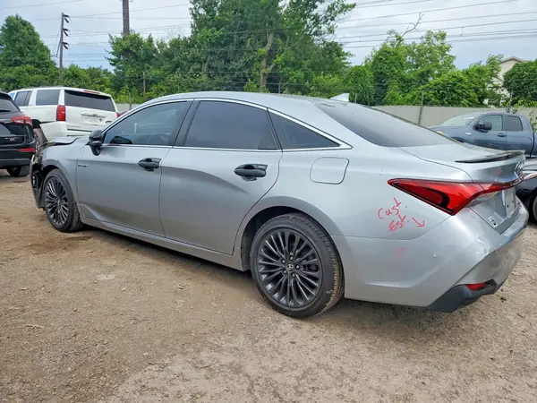 4T1E21FB5LU015228 2020 TOYOTA AVALON - Image 2