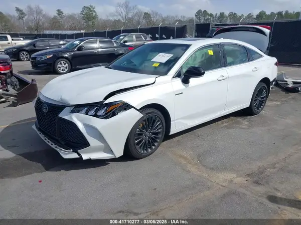 4T1E21FBXLU012843 2020 TOYOTA AVALON - Image 2