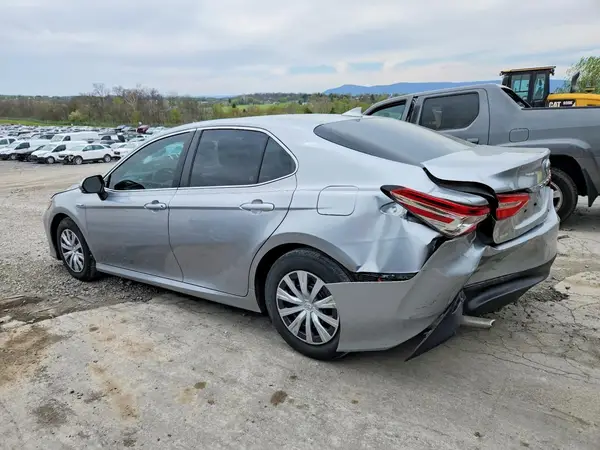 4T1E31AK0LU010619 2020 TOYOTA CAMRY - Image 2