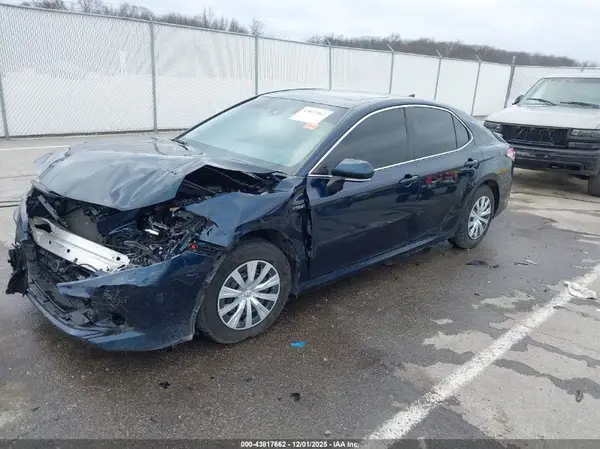 4T1E31AK1LU542218 2020 TOYOTA CAMRY - Image 2