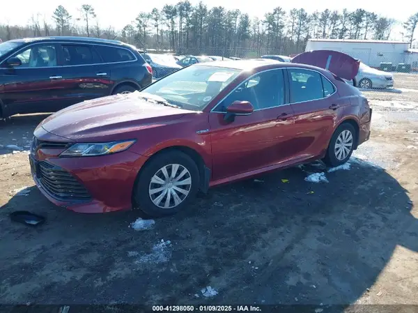 4T1E31AK4LU527745 2020 TOYOTA CAMRY - Image 2