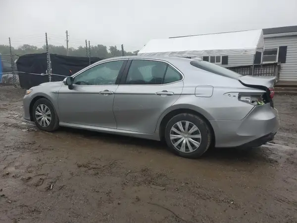 4T1E31AK6LU521266 2020 TOYOTA CAMRY - Image 2
