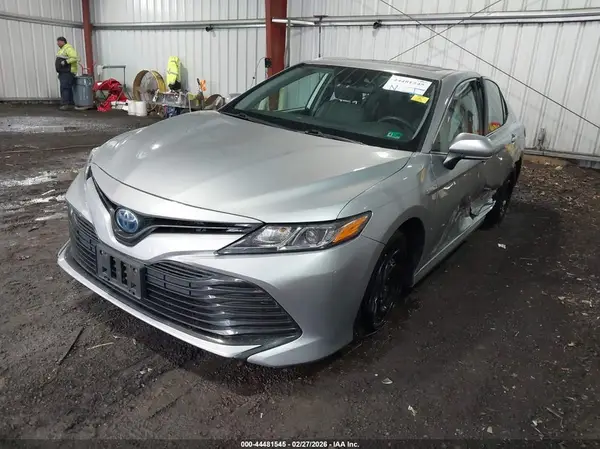 4T1E31AK9LU012532 2020 TOYOTA CAMRY - Image 2