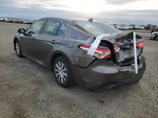 4T1E31AK9LU523089 2020 TOYOTA CAMRY - Image 2