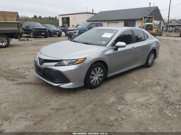 4T1E31AKXLU017884 2020 TOYOTA CAMRY - Image 2