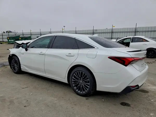 4T1EA1AB0MU003788 2021 TOYOTA AVALON - Image 2