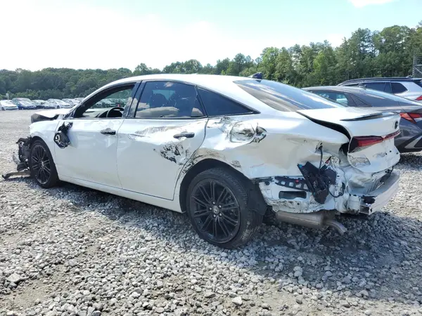 4T1EA1AB1NU015899 2022 TOYOTA AVALON - Image 2