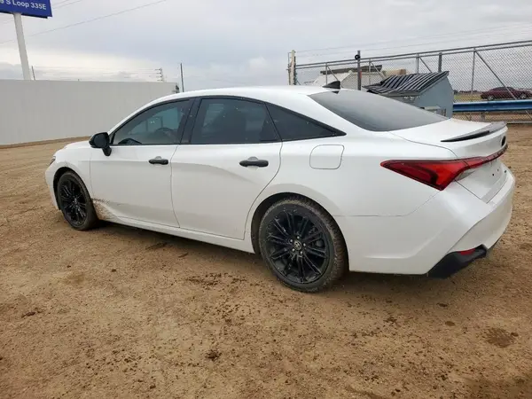 4T1EA1AB2NU012462 2022 TOYOTA AVALON - Image 2