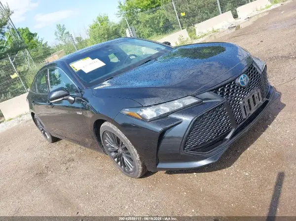 4T1EA1AB3MU008774 2021 TOYOTA AVALON - Image 1