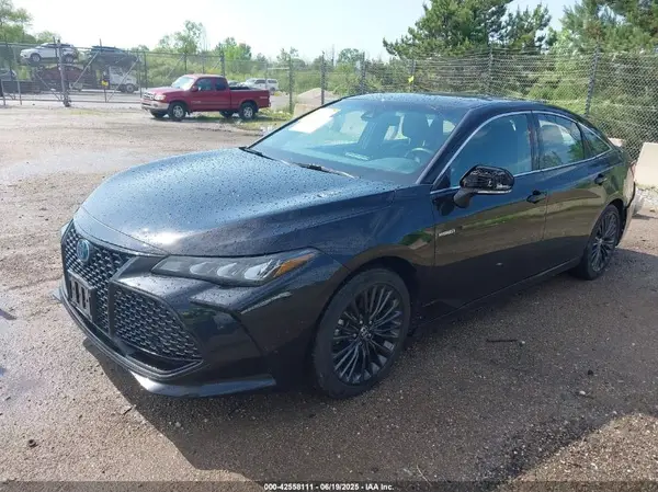 4T1EA1AB3MU008774 2021 TOYOTA AVALON - Image 2
