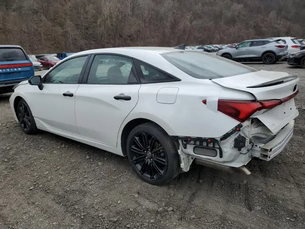 4T1EA1AB4NU012141 2022 TOYOTA AVALON - Image 2