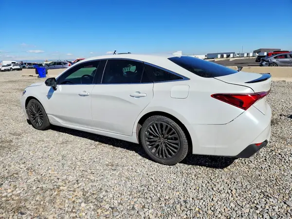 4T1EA1AB7MU001116 2021 TOYOTA AVALON - Image 2