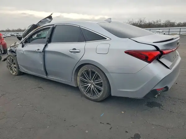 4T1EZ1FB6LU047469 2020 TOYOTA AVALON - Image 2