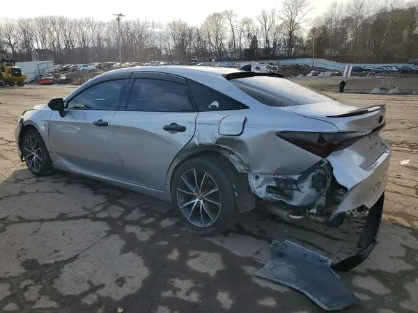 4T1EZ1FB9MU056961 2021 TOYOTA AVALON - Image 2