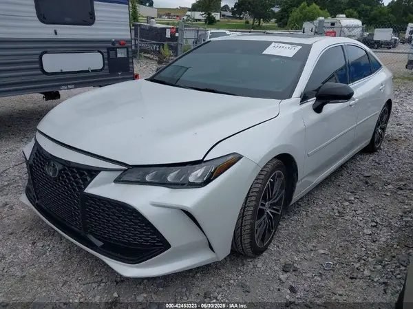 4T1EZ1FBXLU044767 2020 TOYOTA AVALON - Image 2