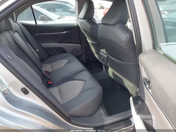4T1F11AK0LU371035 2020 TOYOTA CAMRY - Image 8