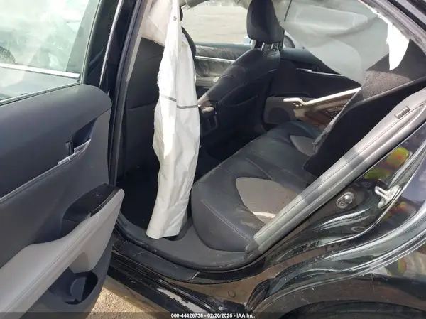 4T1F11AK0LU393990 2020 TOYOTA CAMRY - Image 8