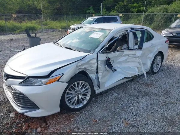 4T1F11AK0LU999760 2020 TOYOTA CAMRY - Image 2