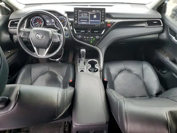 4T1F11AK0MU449573 2021 TOYOTA CAMRY - Image 8
