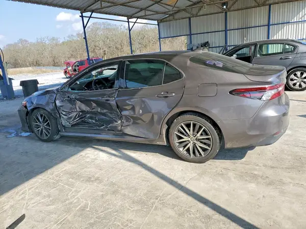 4T1F11AK0MU494352 2021 TOYOTA CAMRY - Image 2