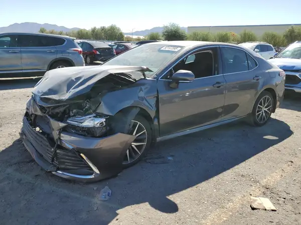 4T1F11AK0RU876453 2024 TOYOTA CAMRY - Image 1