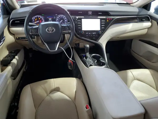 4T1F11AK1LU300927 2020 TOYOTA CAMRY - Image 8