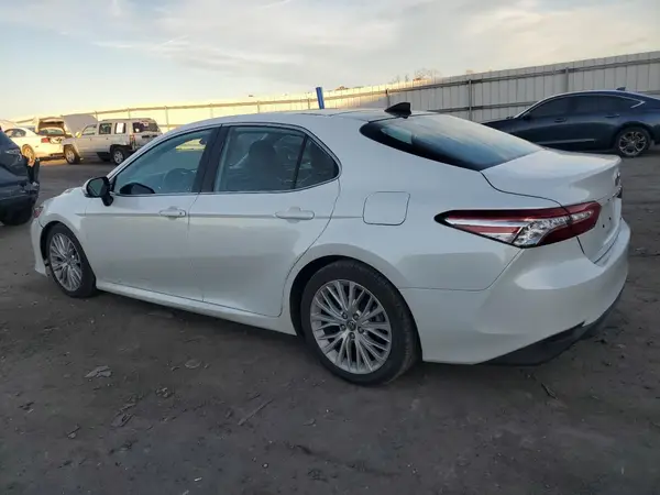 4T1F11AK1LU320014 2020 TOYOTA CAMRY - Image 2