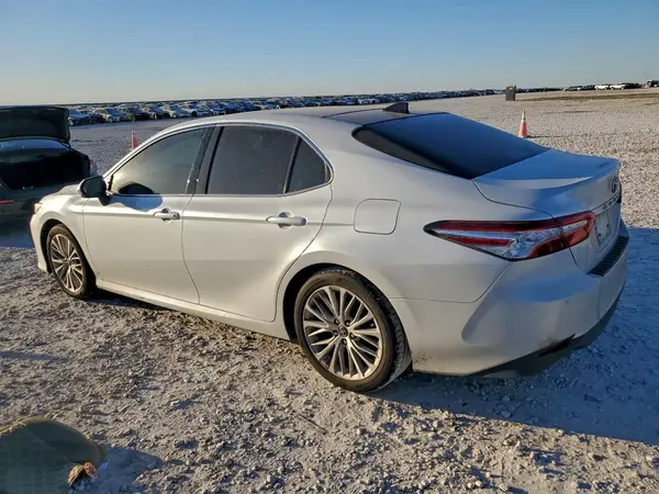 4T1F11AK1LU912951 2020 TOYOTA CAMRY - Image 2