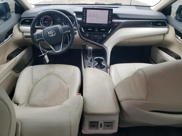 4T1F11AK1MU461070 2021 TOYOTA CAMRY - Image 8