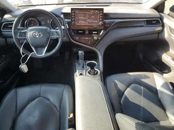 4T1F11AK1MU574601 2021 TOYOTA CAMRY - Image 8