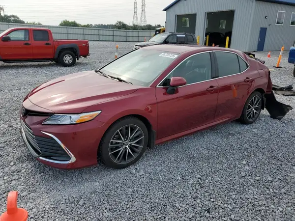 4T1F11AK1MU593892 2021 TOYOTA CAMRY - Image 1