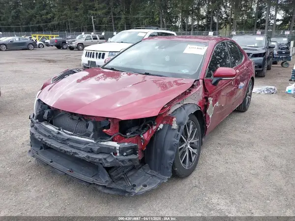 4T1F11AK1NU030164 2022 TOYOTA CAMRY - Image 2