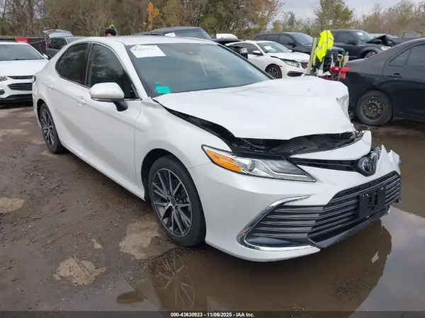 4T1F11AK1PU168936 2023 TOYOTA CAMRY - Image 1