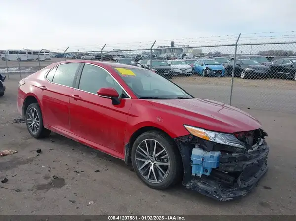 4T1F11AK1PU170525 2023 TOYOTA CAMRY - Image 1