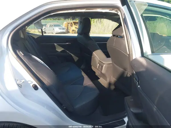 4T1F11AK1PU722802 2023 TOYOTA CAMRY - Image 8